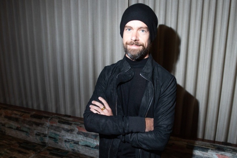 Unreal Money, or Why Stars Invest in NFT