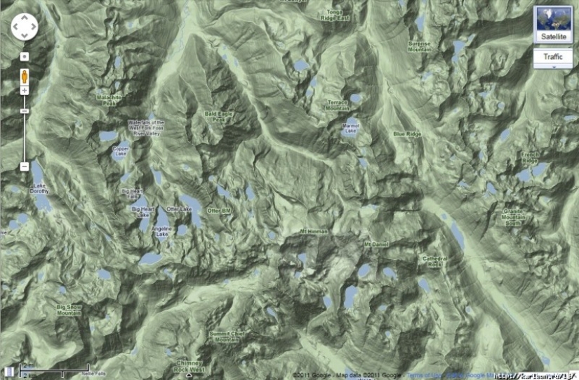 USA: Lakes and Waterfalls of the Foss River Valley USA: Lakes and Waterfalls of the Foss River Valley