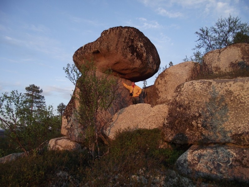 Viaje a la tierra de la Piedra Voladora