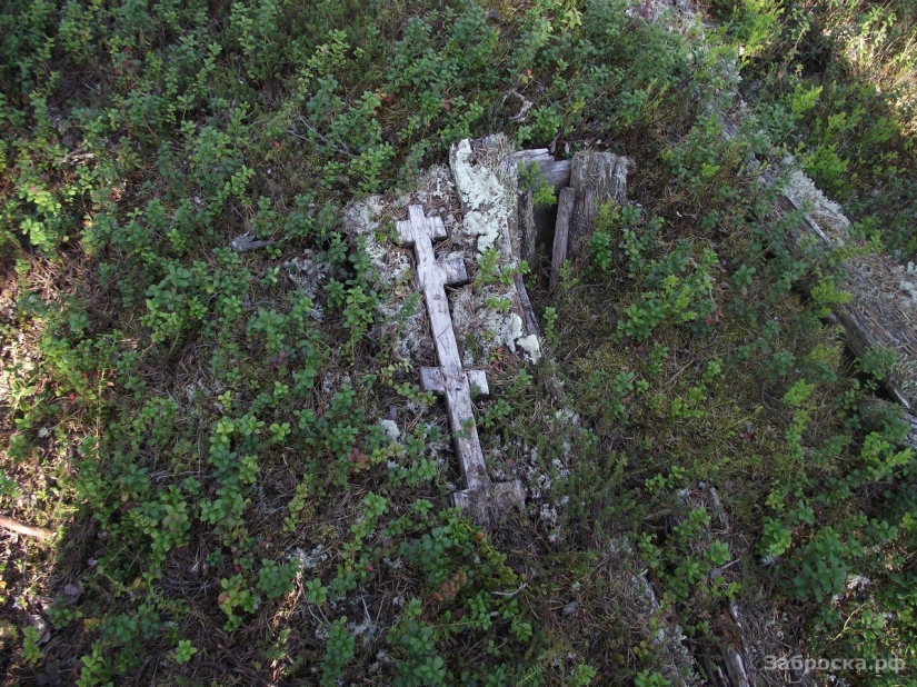 Viaje a la tierra de la Piedra Voladora