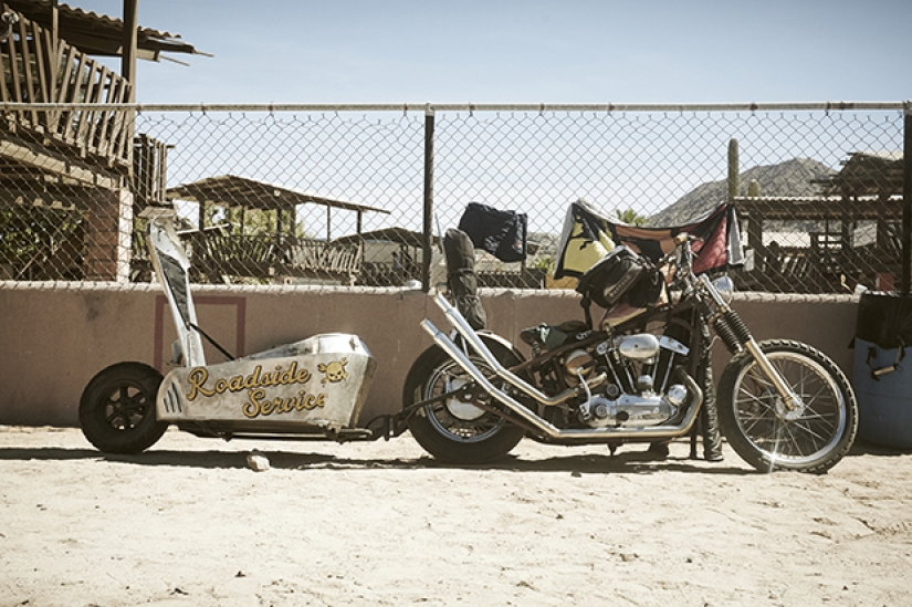 Viaje de fotógrafo con ciclistas en el "Camino del Diablo"