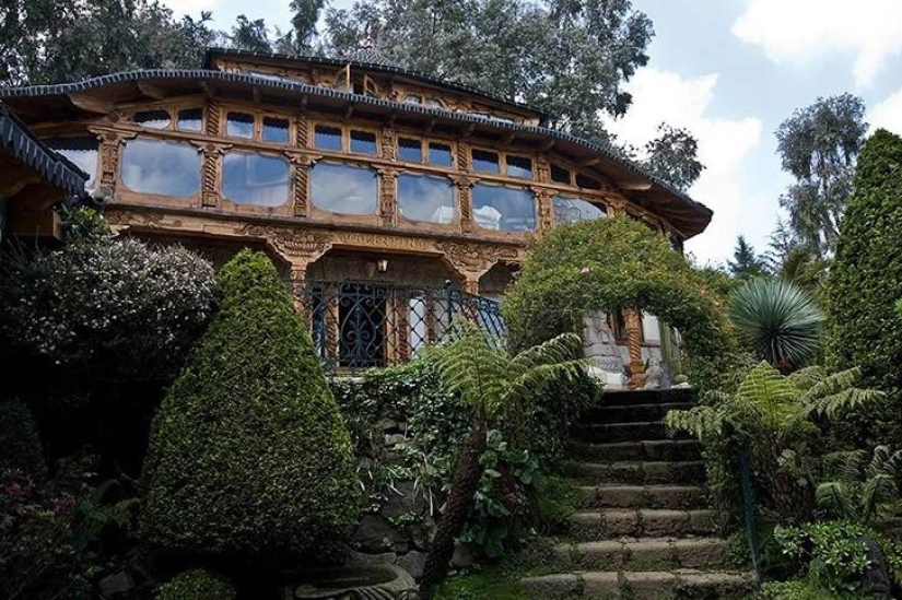 Visiting a Mexican drug lord Visiting a Mexican drug lord