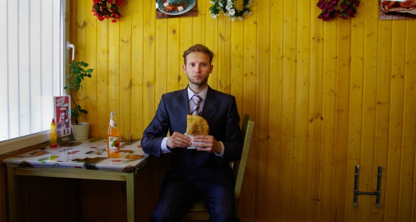 Visualize it: Pavel Dokuchaev, a photographer from the outback, embodied the coaching tips in the photo