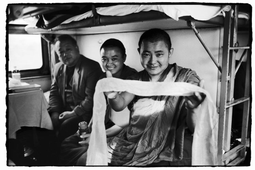 Wang Fuchun and his famous photo series "The Chinese on the train"