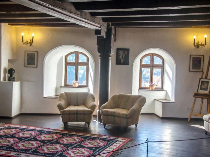 Want to feel like Dracula? - buy his castle!