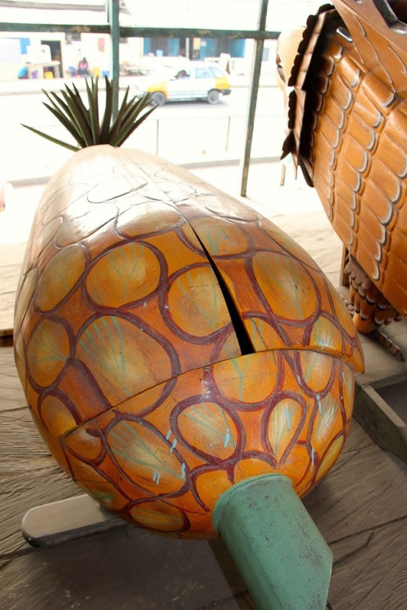 Well, very creative coffins from Ghana