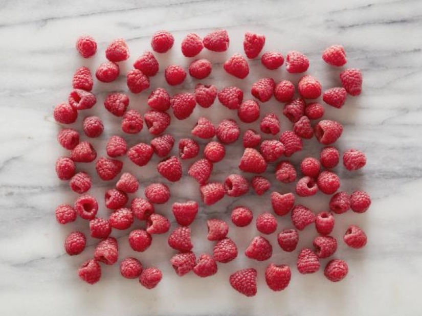 What 100 calories in portions of healthy and healthy food look like