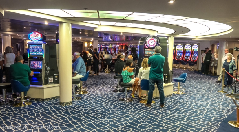 What can an ordinary person do on a cruise ship?