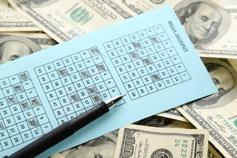 What can you buy for $1 in different countries of the world?