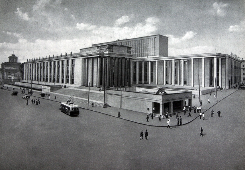 What did the first stations of the Moscow metro look like in the year of their opening