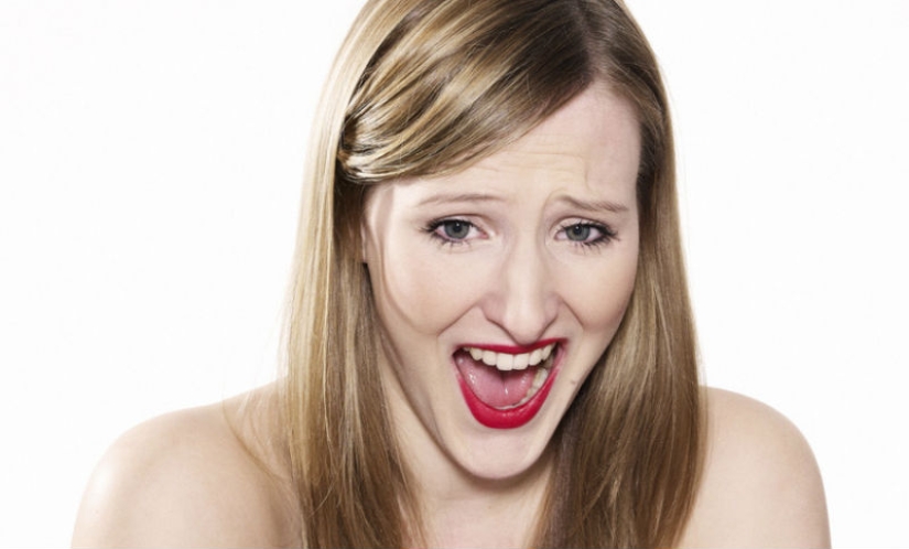 What do people look like while watching porn movies