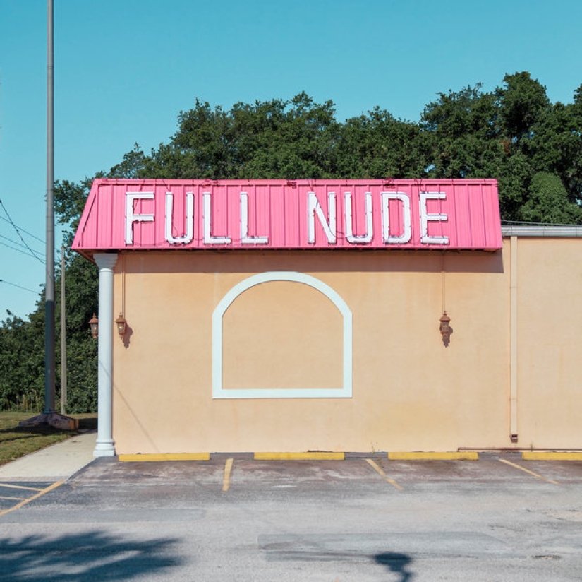 What do roadside strip clubs look like in the States