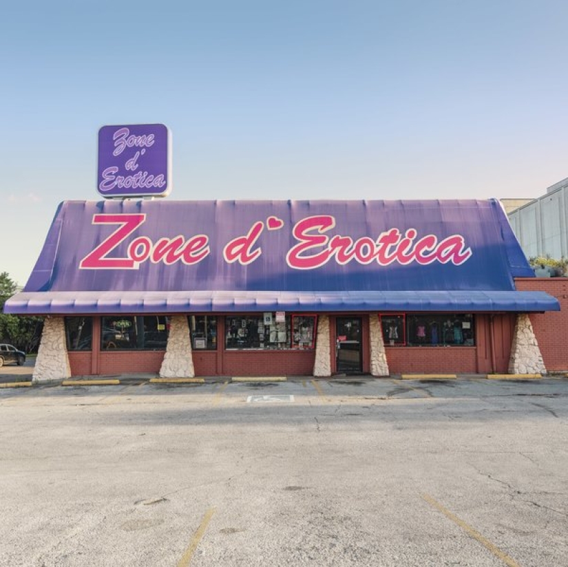 What do roadside strip clubs look like in the States