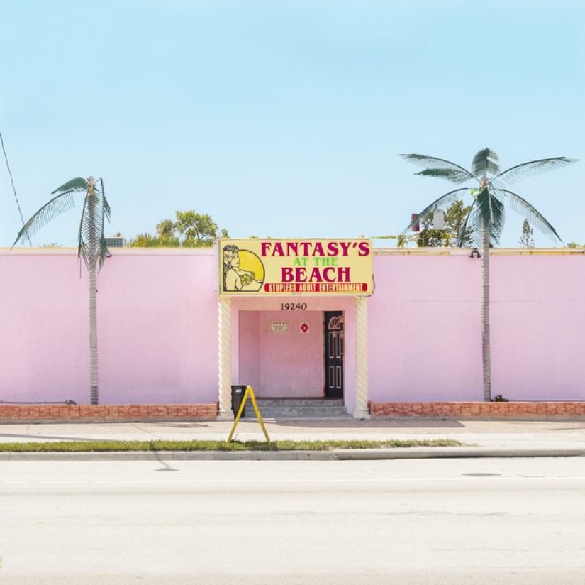 What do roadside strip clubs look like in the States