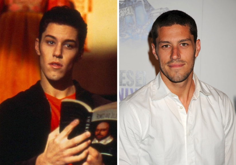 What do the actors look like now, from whom all the girls' knees buckled 20 years ago What do the actors look like now, from whom all the girls' knees buckled 20 years ago