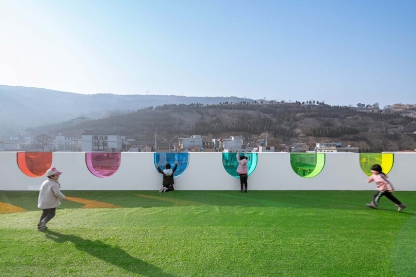 What does the most beautiful kindergarten look like in the form of a kaleidoscope cake What does the most beautiful kindergarten look like in the form of a kaleidoscope cake