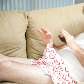 What is a "dikpik", and why does this phenomenon so irritate American women