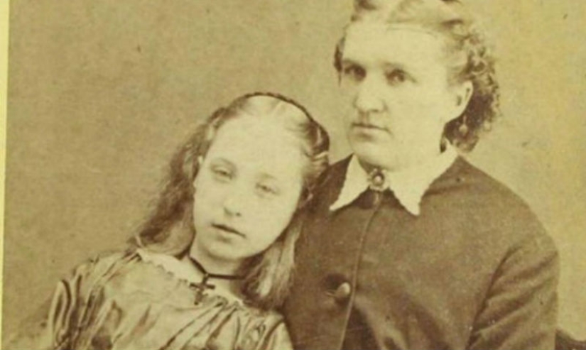 What secret do Victorian Era photographs keep