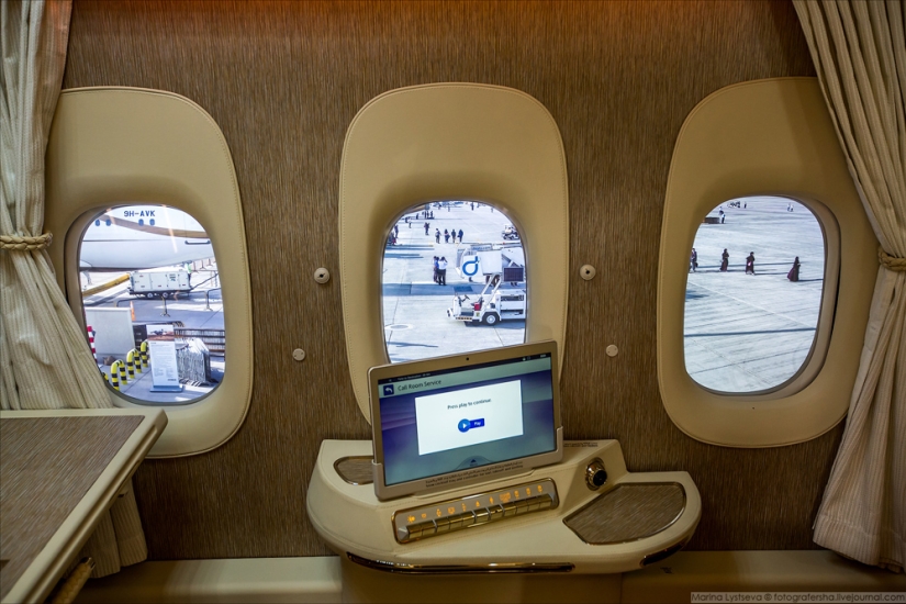 What surprised the Arabs in the "three axes" planes