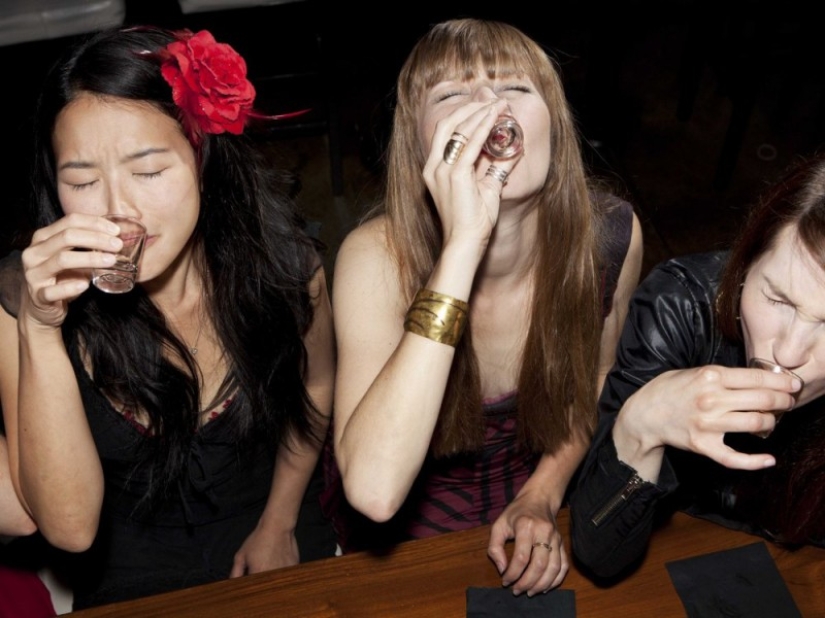 What the 9 Most Popular Harmful Substances, including Alcohol, LSD and Caffeine, Do to Your Brain