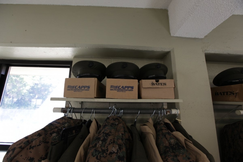 What the barracks look like, where the US Marines live and train