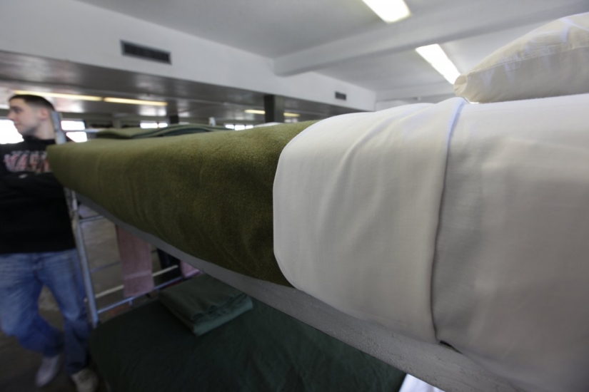 What the barracks look like, where the US Marines live and train