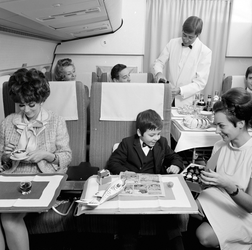 What the business class of a Swiss airline looked like in the 60s What the business class of a Swiss airline looked like in the 60s