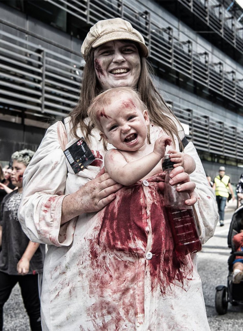 What to do if the child has no one to leave for Halloween What to do if the child has no one to leave for Halloween