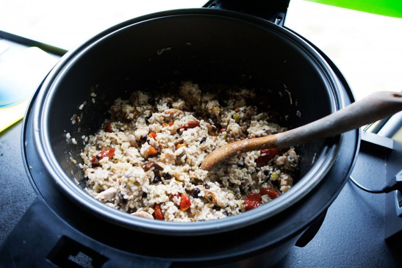 What Tour de France champions eat and drink right after the race