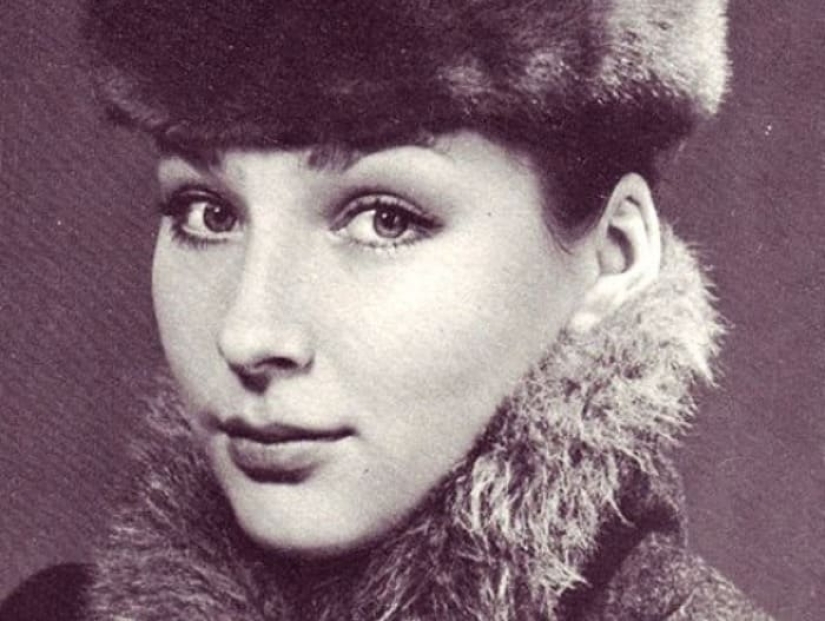 What was the fate of Sharapova's fiancee from the movie "The meeting place cannot be changed"