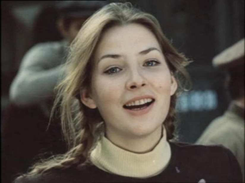 What was the fate of Sharapova's fiancee from the movie "The meeting place cannot be changed"