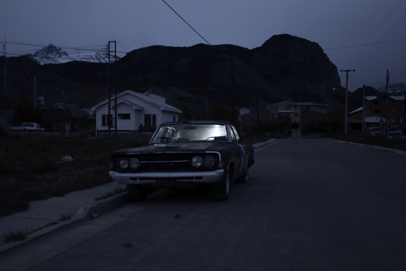 "When the lights are out": a delightful photo project in which everyone will see something of their own