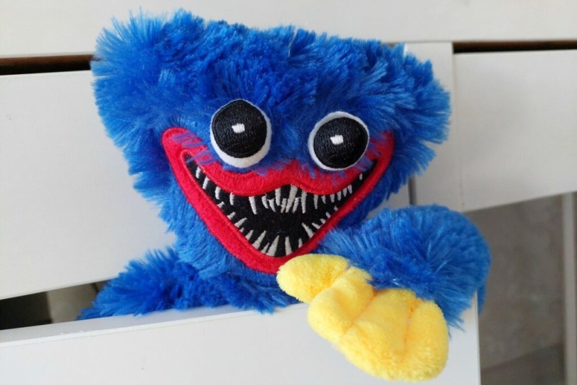 Who is Huggy Waggy and what is the secret of his popularity and danger Who is Huggy Waggy and what is the secret of his popularity and danger