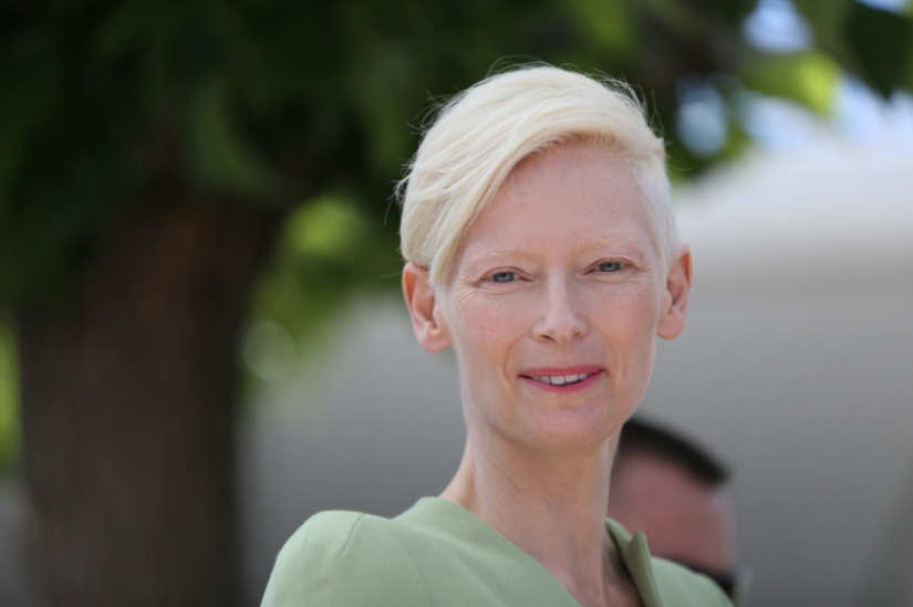 "Who is this powerful old man?": Tilda Swinton admitted that she played a male role in a horror movie "Who is this powerful old man?": Tilda Swinton admitted that she played a male role in a horror movie