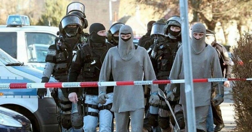 Why do German policemen wear steel chain mail