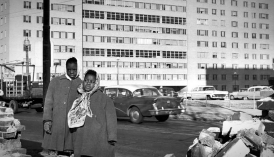 Why do they not build standard houses in the USA, as in the USSR