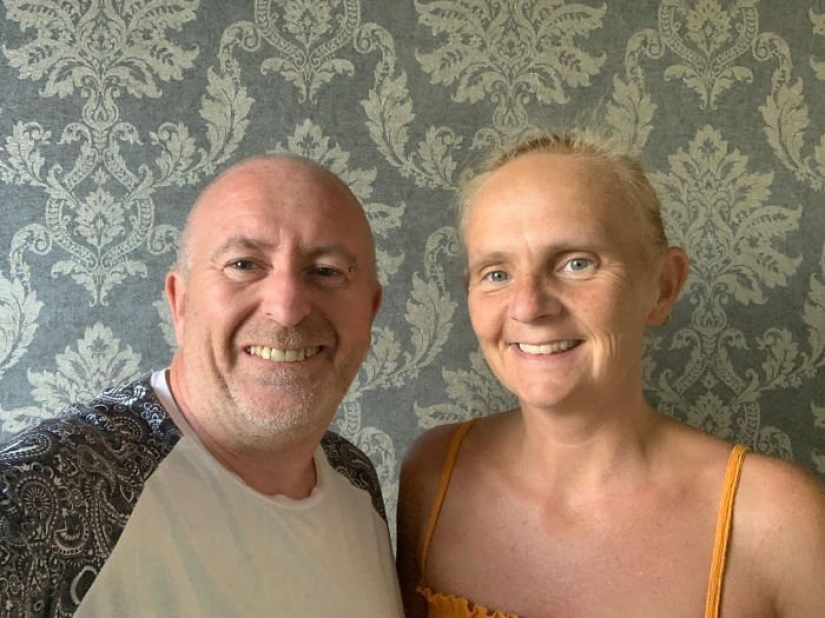 Why do we need special masks with a transparent window Why do we need special masks with a transparent window