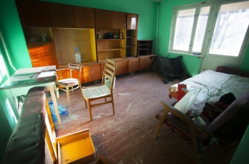 Why researchers of the Chernobyl zone are called "stalkers" Why researchers of the Chernobyl zone are called "stalkers"