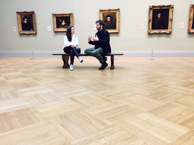 Women, attention: boyfriend for an hour