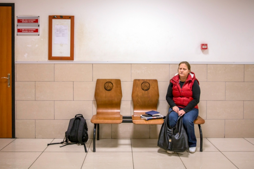 Women killed by their own husbands: Ozge Sebzechi's photo project Women killed by their own husbands: Ozge Sebzechi's photo project