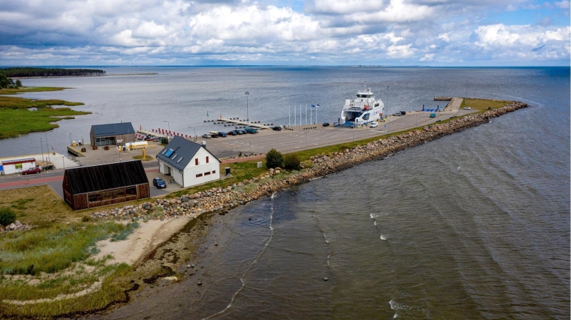 Women's Kingdom - Kihnu Island in Estonia