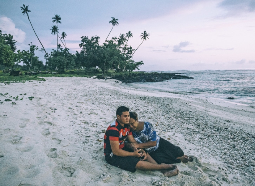 Women's share: how boys become girls in Samoa