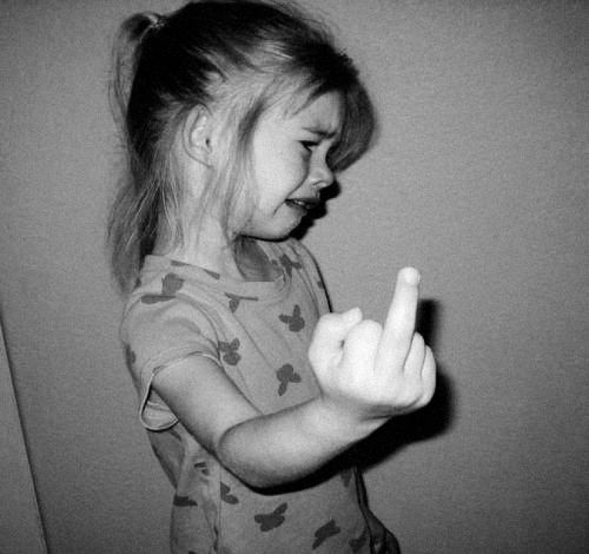 Wow! 7-year-old girl got a hollywood bust Wow! 7-year-old girl got a hollywood bust