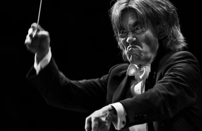 You have a "la" sinking in here