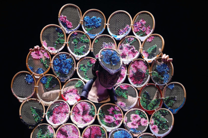 You haven't seen this before! The most extravagant images from the exhibition "Wearable Art"