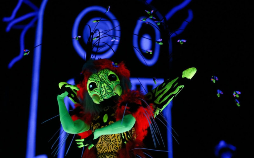 You haven't seen this before! The most extravagant images from the exhibition "Wearable Art"