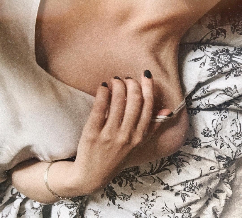 Young, beautiful, nude: 20 + candid photos of star daughters