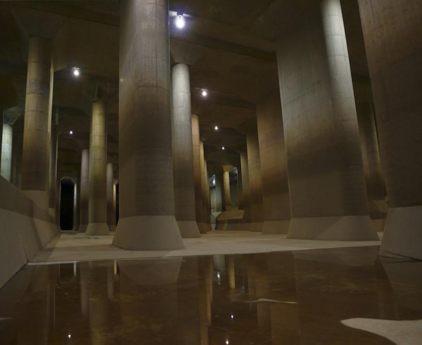 10 amazing abandoned corners of our planet where you can go