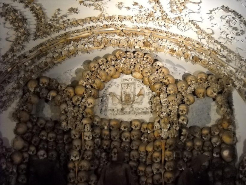 10 amazing abandoned corners of our planet where you can go