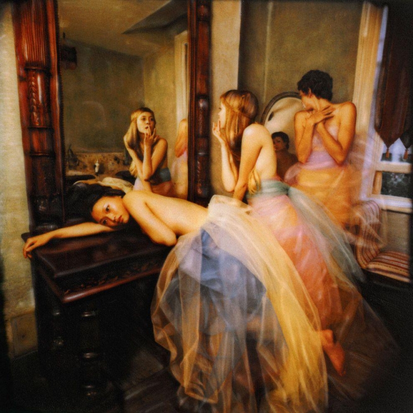 10 Amazing Frames That Look Like Paintings